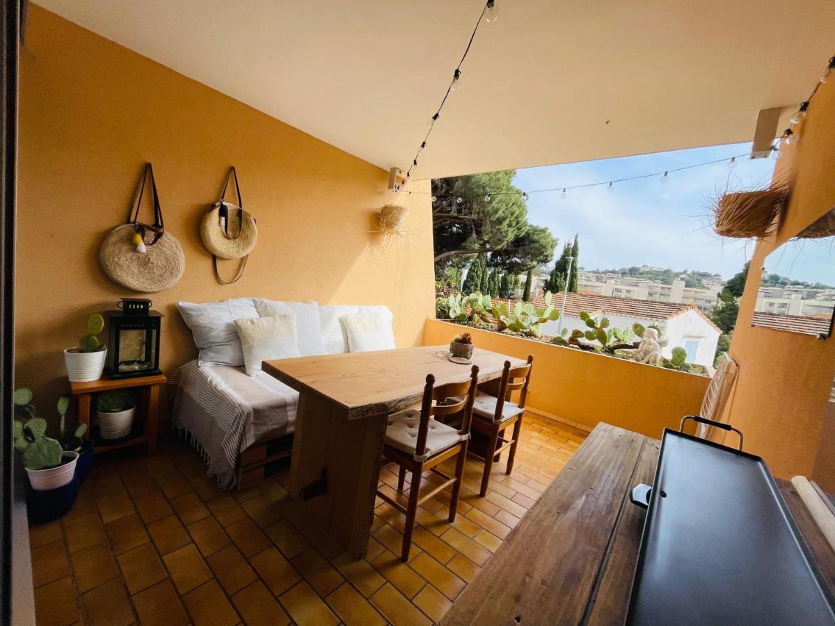 Cosy Deux Pieces Pour 4 Personnes En Centre Ville Classe Cavalaire-sur-Mer Εξωτερικό φωτογραφία